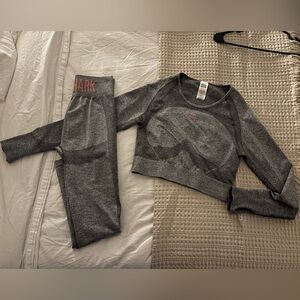 Gymshark flex crop top and leggings